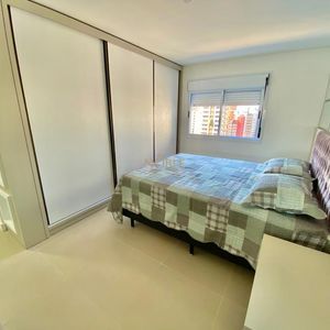 Apartamento com 109m², 3 dormitórios, 1 suíte, 2 vagas no San Pietro em Torres para Comprar