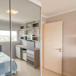 Apartamento com 124m², 3 dormitórios, 1 suíte, 1 vaga no Monte Olimpo em Torres para Comprar