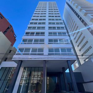 Apartamento com 166m², 3 dormitórios, 3 suítes, 2 vagas no La Vistara em Torres para Comprar