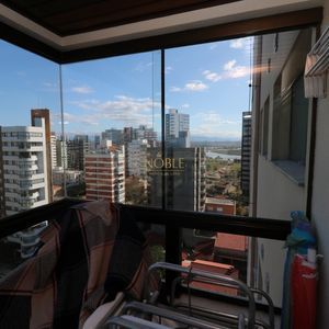 Apartamento com 109m², 3 dormitórios, 1 suíte, 1 vaga no Porto Bello em Torres para Comprar