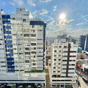 Apartamento com 50m², 1 dormitório, 1 suíte, 1 vaga no Vesta em Torres para Comprar