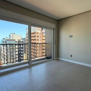 Apartamento com 106m², 3 dormitórios, 1 suíte, 1 vaga no Toronto em Torres para Comprar