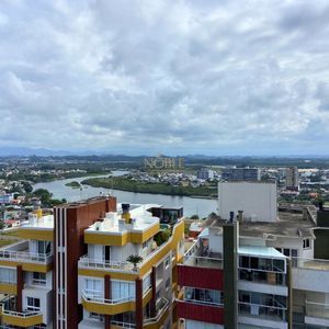 Apartamento com 130m², 4 dormitórios, 3 suítes, 2 vagas no Mirage em Torres para Comprar