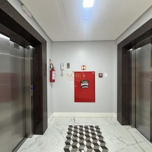 Apartamento com 123m², 3 dormitórios, 2 suítes, 2 vagas no Lê Classic em Torres para Comprar