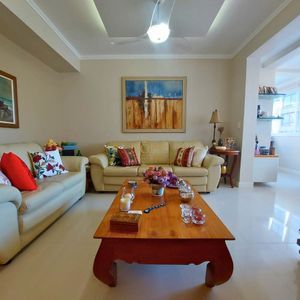 Cobertura com 200m², 3 dormitórios, 3 suítes, 2 vagas no Zurich em Torres para Comprar