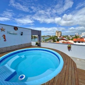 Cobertura com 180m², 3 dormitórios, 1 suíte, 2 vagas no Giverny em Torres para Comprar