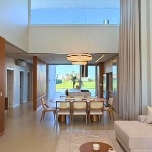 Casa de Condomínio com 264m², 4 dormitórios, 4 suítes, 2 vagas no Reserva das Águas em Torres para Comprar