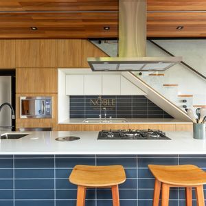 Casa de Condomínio com 244m², 4 dormitórios, 4 suítes, 2 vagas no Condomínio Ilhas Park em Torres para Comprar