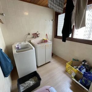 Apartamento com 153m², 4 dormitórios, 1 suíte, 1 vaga no Monte Carlo em Torres para Comprar