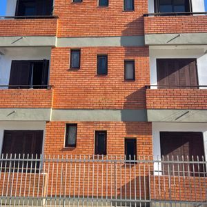 Apartamento com 140m², 3 dormitórios, 1 suíte, 1 vaga no Edificio Clezar em Torres para Comprar