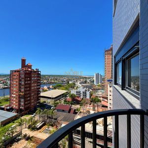 Apartamento com 91m², 2 dormitórios, 2 suítes, 2 vagas no Toronto em Torres para Comprar