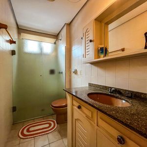 Apartamento com 139m², 3 dormitórios, 1 suíte, 1 vaga no Villa de Torres em Torres para Comprar