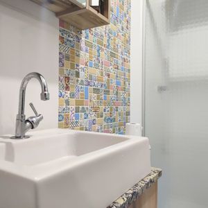 Casa, 6 dormitórios, 2 suítes, 3 vagas no bairro Getúlio Vargas em Torres para Comprar