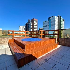 Cobertura com 400m², 4 dormitórios, 1 suíte, 2 vagas no Residencial da Barra em Torres para Comprar