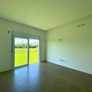 Casa de Condomínio com 206m², 3 dormitórios, 3 suítes, 2 vagas no Reserva das Águas em Torres para Comprar