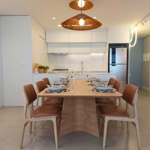 Apartamento com 90m², 2 dormitórios, 2 suítes, 2 vagas no Maui Residencial em Torres para Comprar