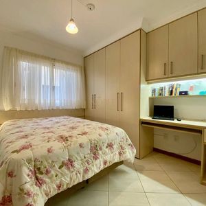 Apartamento com 110m², 3 dormitórios, 1 suíte, 2 vagas no Saint Germain em Torres para Comprar