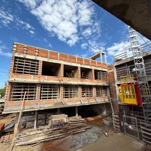 Apartamento com 52m², 1 dormitório, 1 vaga no Florença em Torres para Comprar