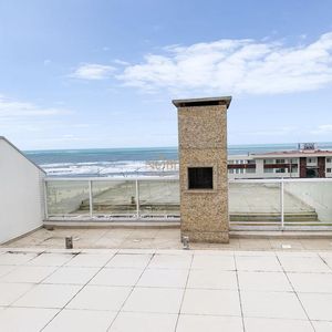 Cobertura com 110m², 2 dormitórios, 2 suítes, 1 vaga no Lumiere em Torres para Comprar