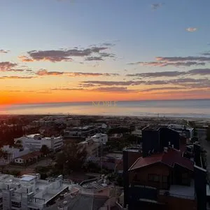 Apartamento com 87m², 2 dormitórios, 1 suíte, 1 vaga no Verano em Torres para Comprar