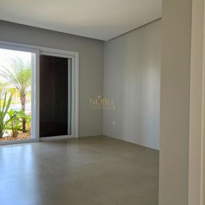 Casa de Condomínio com 264m², 4 dormitórios, 4 suítes, 2 vagas no Reserva das Águas em Torres para Comprar