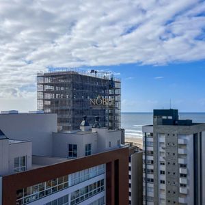 Cobertura com 220m², 3 dormitórios, 3 suítes, 2 vagas no Saint Germain em Torres para Comprar