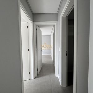 Apartamento com 90m², 2 dormitórios, 2 suítes, 1 vaga no Maui Residencial em Torres para Comprar