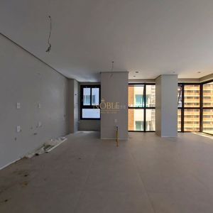 Apartamento com 114m², 3 dormitórios, 1 suíte, 2 vagas no Titanium em Torres para Comprar