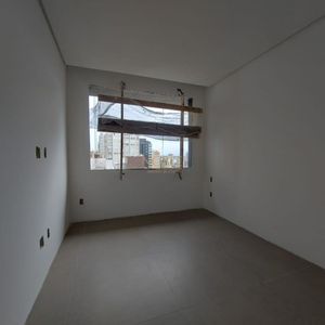 Apartamento com 83m², 2 dormitórios, 1 suíte, 2 vagas no Mirage em Torres para Comprar