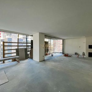 Apartamento com 210m², 4 dormitórios, 4 suítes, 3 vagas no Vanguard em Torres para Comprar