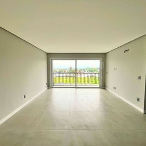 Apartamento com 91m², 2 dormitórios, 2 suítes, 2 vagas no Toronto em Torres para Comprar