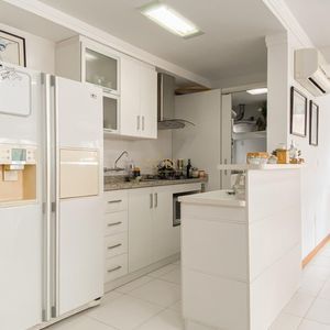 Apartamento com 120m², 3 dormitórios, 1 suíte, 1 vaga no Splendor em Torres para Comprar