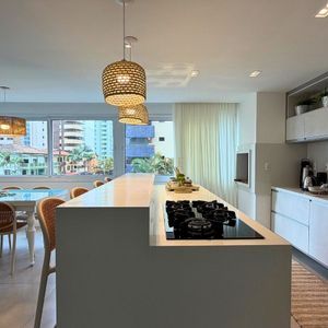 Apartamento com 126m², 3 dormitórios, 1 suíte, 2 vagas no Capadócia em Torres para Comprar