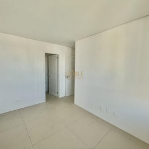 Apartamento com 79m², 2 dormitórios, 1 suíte, 1 vaga no Vesta em Torres para Comprar