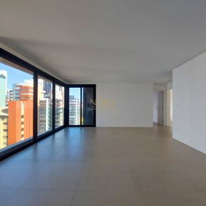 Apartamento com 108m², 3 dormitórios, 1 suíte, 1 vaga no Urban em Torres para Comprar