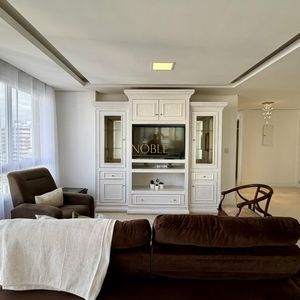 Apartamento com 105m², 3 dormitórios, 2 vagas no Michelângelo em Torres para Comprar