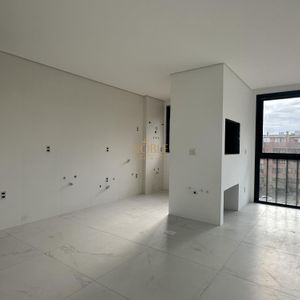 Apartamento com 88m², 2 dormitórios, 1 suíte, 1 vaga no LONDON em Torres para Comprar