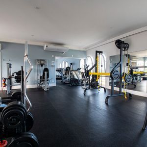 Casa de Condomínio com 591m², 5 dormitórios, 5 suítes, 2 vagas no Ocean Side em Torres para Comprar