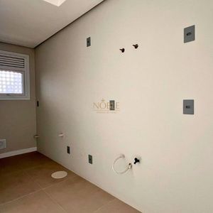 Apartamento com 70m², 2 dormitórios, 1 suíte, 2 vagas no Toronto em Torres para Comprar