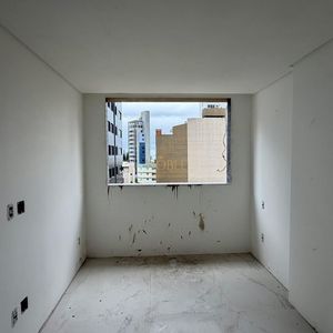 Apartamento com 116m², 3 dormitórios, 1 suíte, 2 vagas no Sun Haus em Torres para Comprar