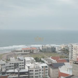 Apartamento com 207m², 4 dormitórios, 4 suítes, 3 vagas no Domus em Torres para Comprar