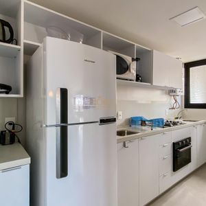 Apartamento com 108m², 3 dormitórios, 1 suíte, 2 vagas no Residencial DI Capri em Torres para Comprar