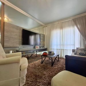 Casa, 3 dormitórios, 1 suíte, 2 vagas no bairro Stan em Torres para Comprar