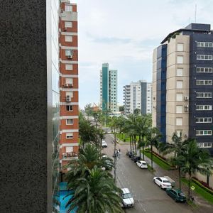 Apartamento com 97m², 2 dormitórios, 2 suítes, 1 vaga no Praça Quatro em Torres para Comprar