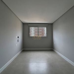 Apartamento com 90m², 2 dormitórios, 2 suítes, 2 vagas no Maui Residencial em Torres para Comprar