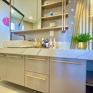 Apartamento com 155m², 3 dormitórios, 1 suíte, 2 vagas no Morada do Parque em Torres para Comprar