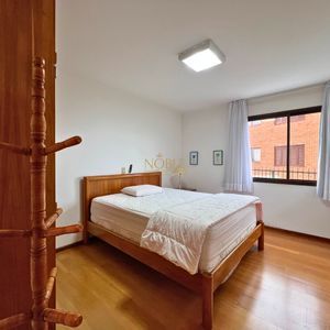 Apartamento com 190m², 3 dormitórios, 1 suíte, 2 vagas no Casa Blanca em Torres para Comprar