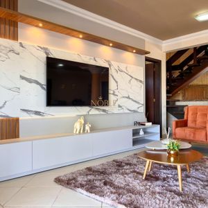 Casa com 300m², 3 dormitórios, 3 suítes, 4 vagas no bairro Centro em Torres para Comprar