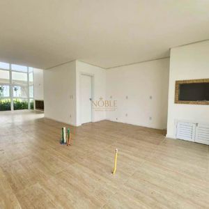 Casa, 3 dormitórios, 3 suítes, 2 vagas no Reserva das Águas em Torres para Comprar