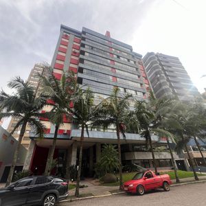 Apartamento com 137m², 3 dormitórios, 1 suíte, 1 vaga no Nouvelle Tour em Torres para Comprar